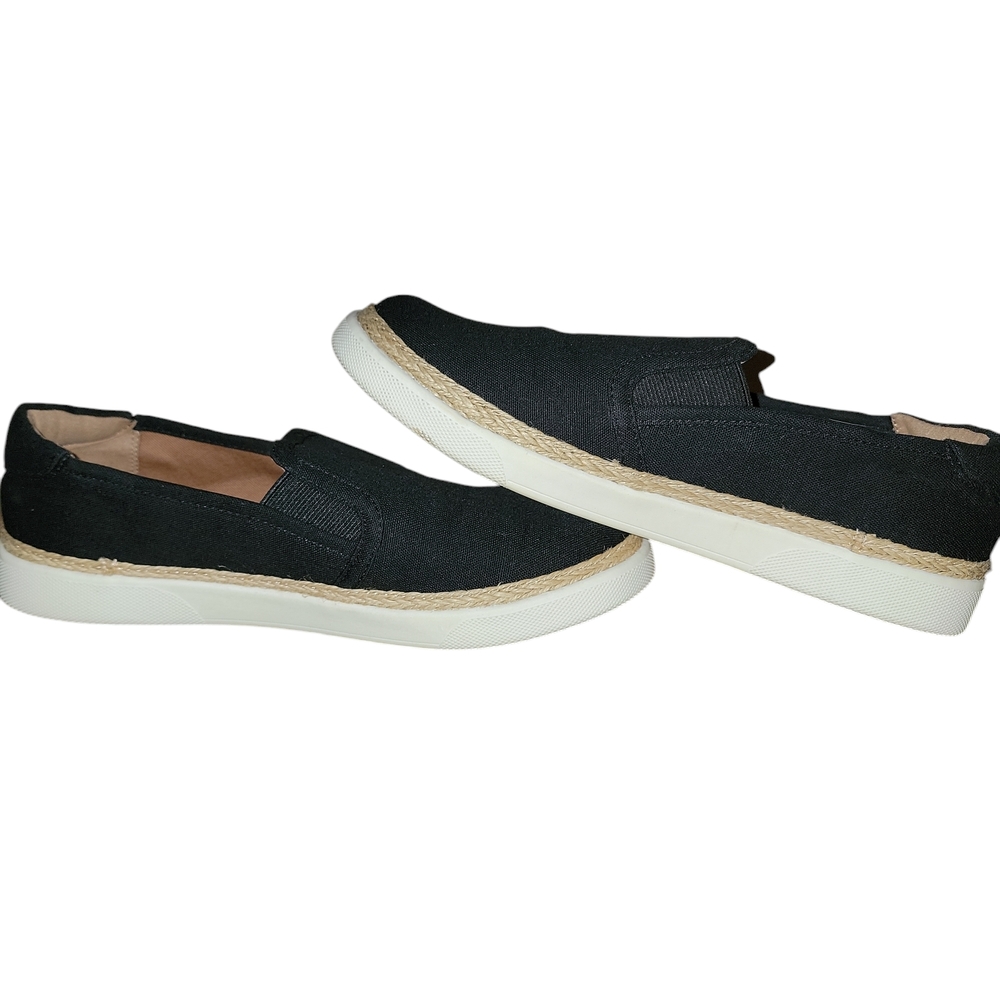 Vionic Women's Sunny Rae Espadrille - Black. Like New